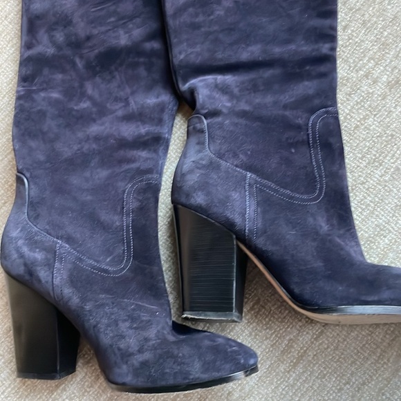 Navy suede high to the knee suede boot. Size 7 - Picture 6 of 7